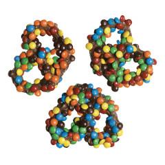 Milk Chocolate Gourmet Pretzel with M&M's - ZaZoLi