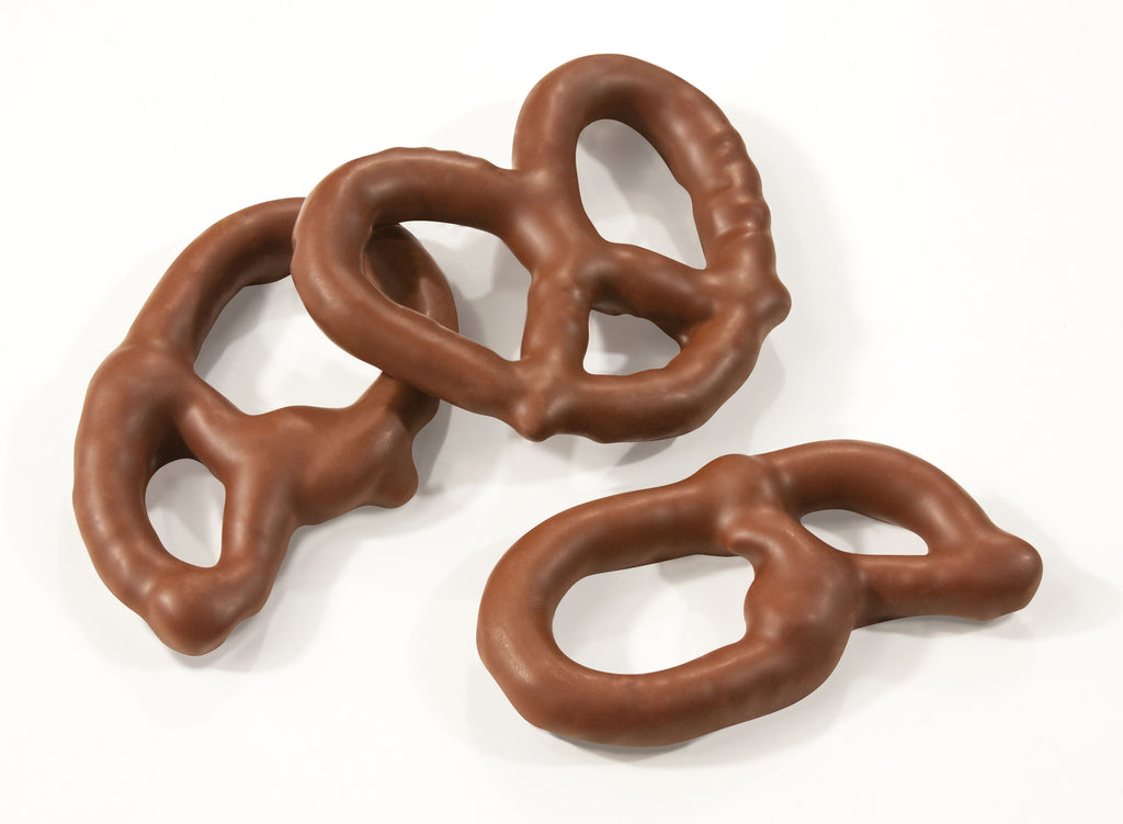 Large Milk Chocolate Pretzel