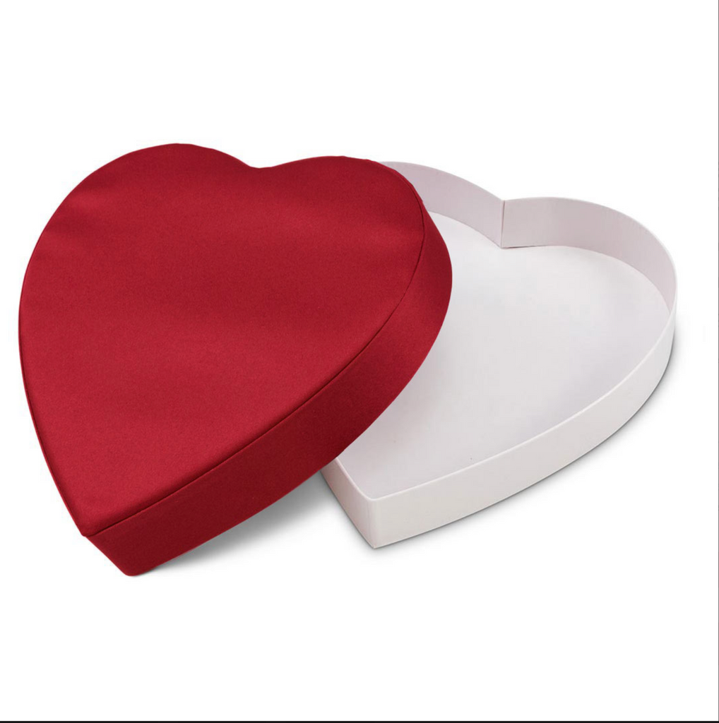 Red Satin Heart Box Set (8 oz.)