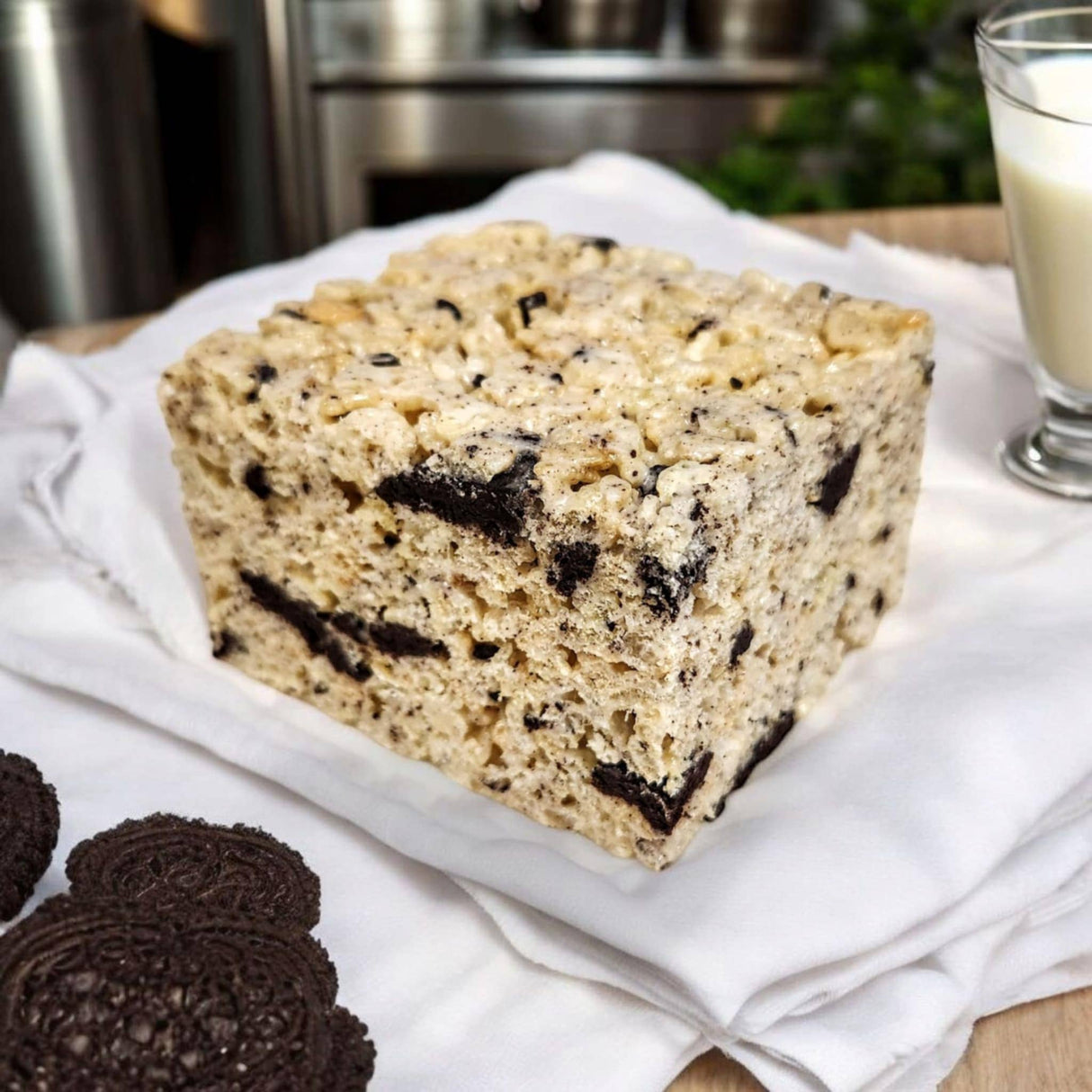 Cookies & Cream Rice Crispy Treat