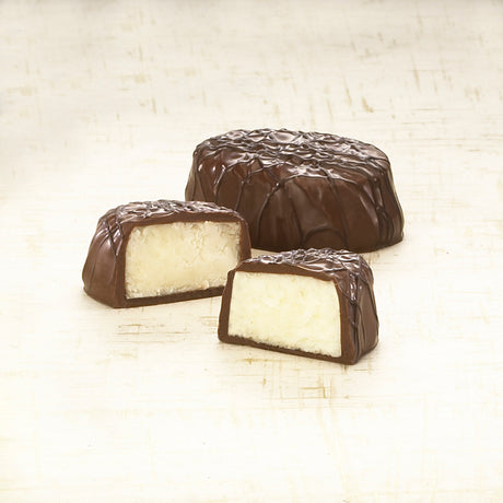 Milk or Dark Chocolate Buttercream Vanilla Egg (4 oz.)